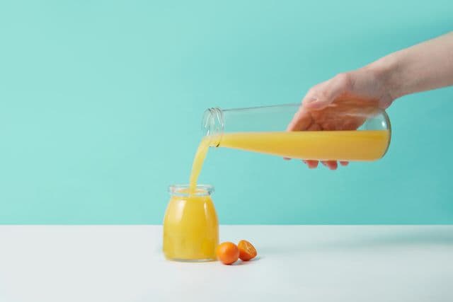 Orange Juice Not From Concentrate (64 oz)
